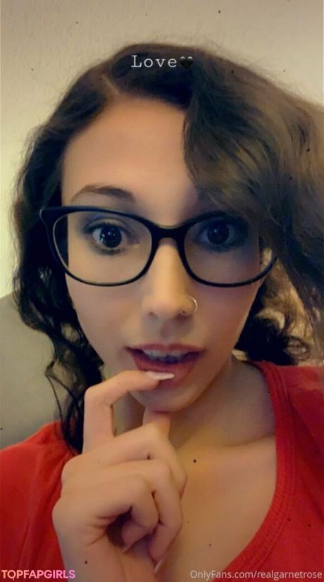 Realgarnetrose nude leaked OnlyFans photo #63