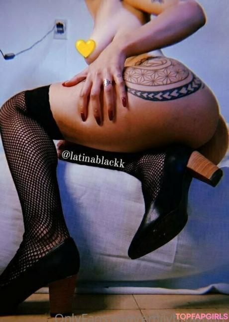 Emilybrownnn nude leaked OnlyFans photo #11