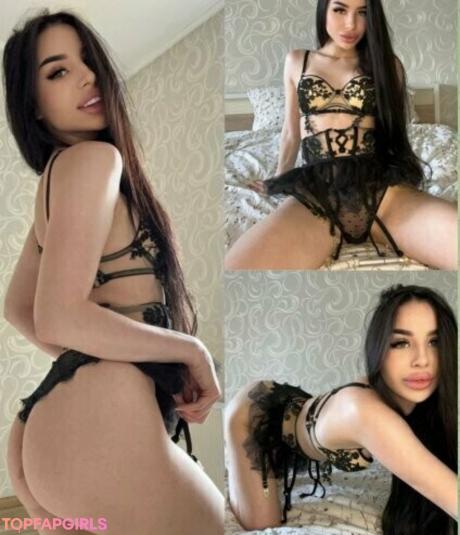 Emilybrownnn nude leaked OnlyFans photo #136