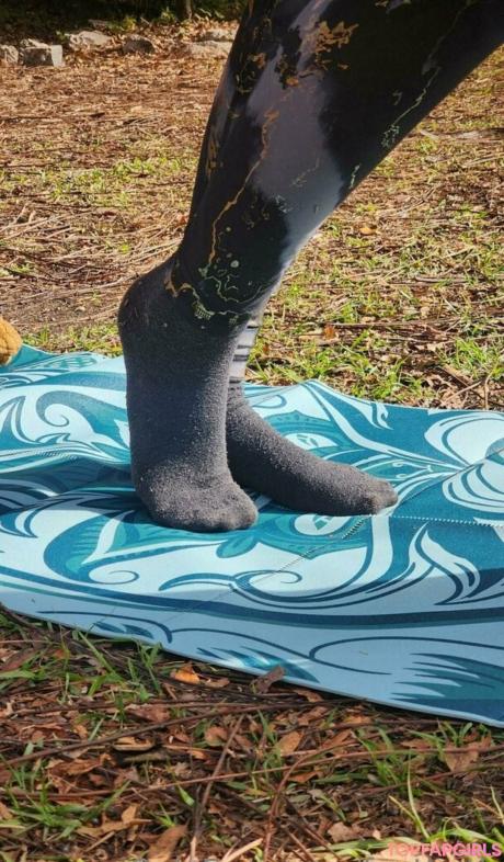Feetbeth nude leaked OnlyFans photo #58