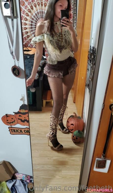 Feetbeth nude leaked OnlyFans photo #9