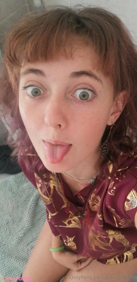 Funsizedellyuwu nude leaked OnlyFans photo #4