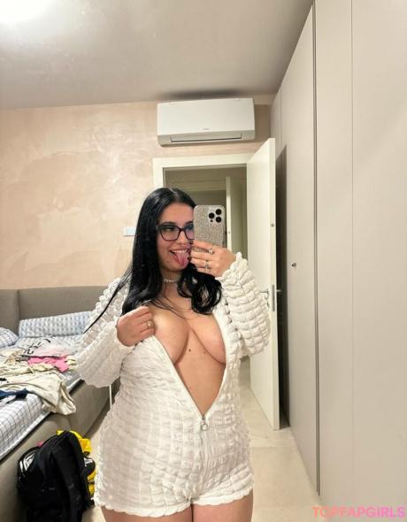 Lilxsofy nude leaked OnlyFans photo #6