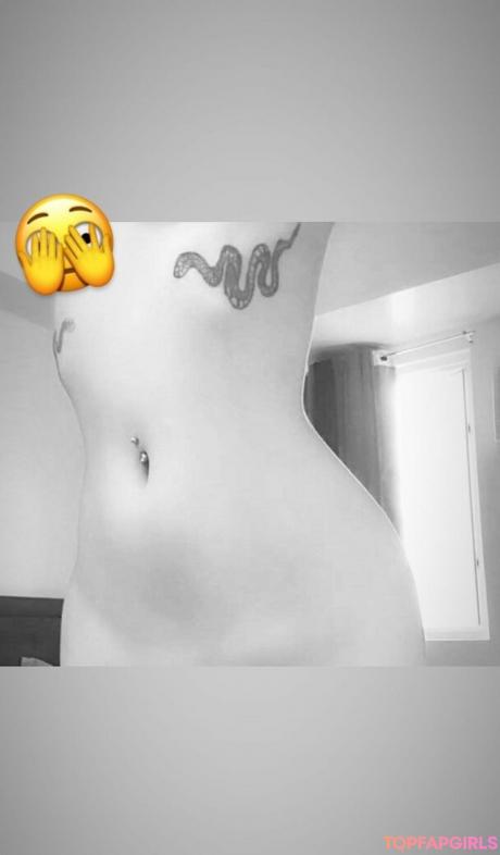 Babygirl_chesca nude leaked OnlyFans photo #4