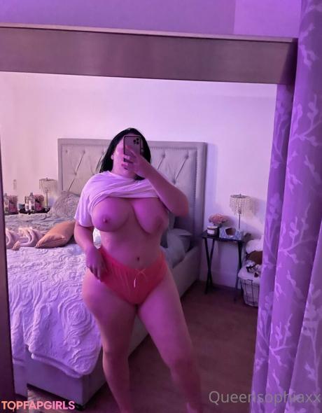 Queensophiaxx nude leaked OnlyFans photo #36