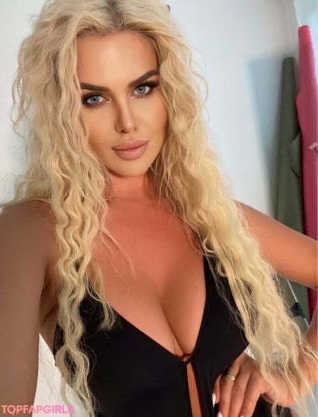 Elisa nude leaked OnlyFans photo #7