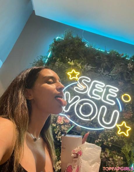 Angellunabella nude leaked OnlyFans photo #4