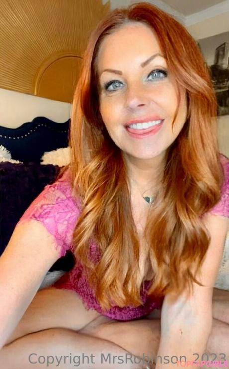 Mrsrobinsonxo nude leaked OnlyFans photo #147