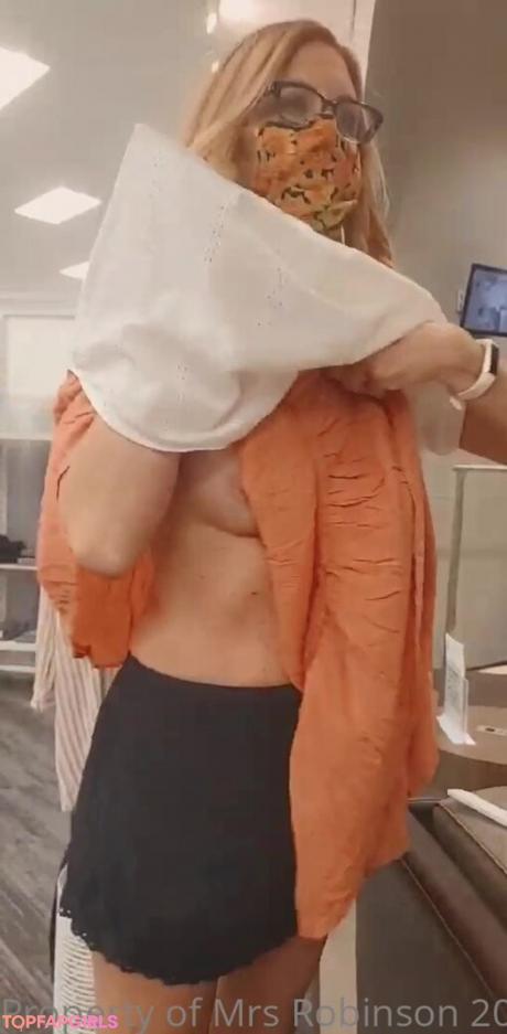 Mrsrobinsonxo nude leaked OnlyFans photo #28