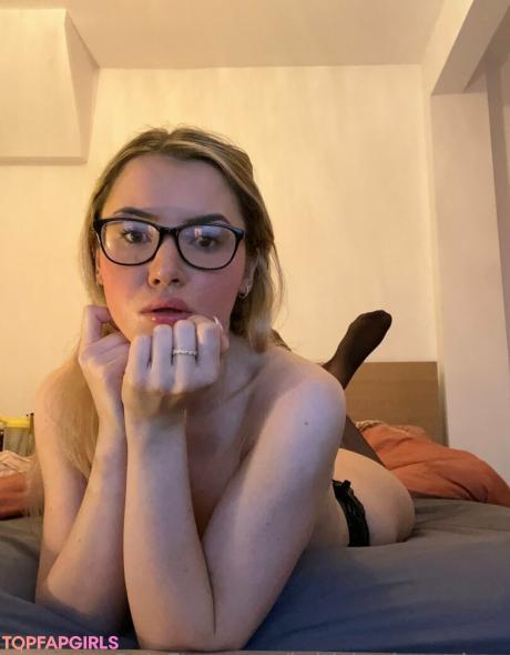 Britishgrlnextdoor nude leaked OnlyFans photo #48