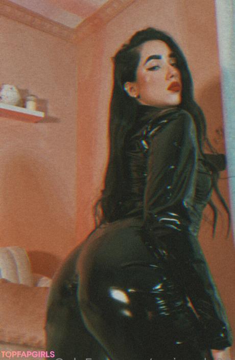 Xmiranda99 nude leaked OnlyFans photo #125
