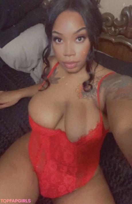 Aliciamoore19 nude leaked OnlyFans photo #1