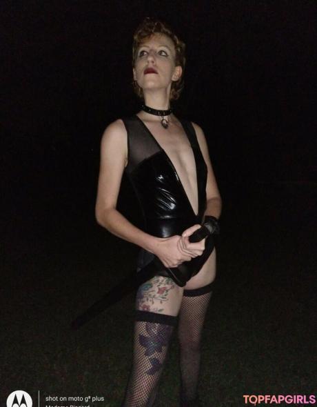 Madamedragnir nude leaked OnlyFans photo #22