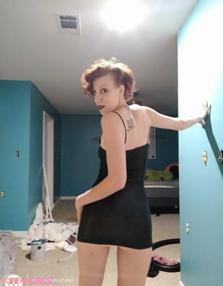 Madamedragnir nude leaked OnlyFans photo #35