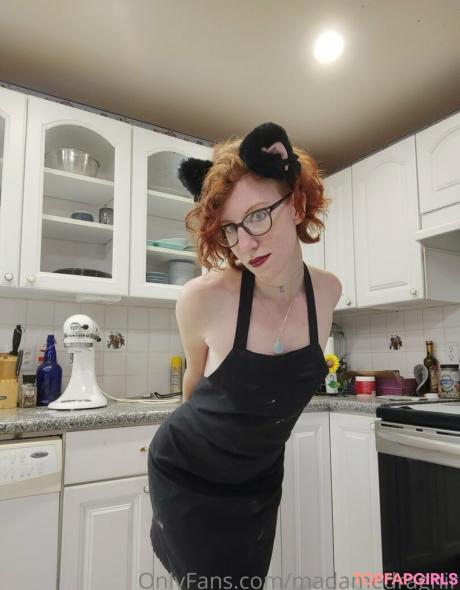 Madamedragnir nude leaked OnlyFans photo #51
