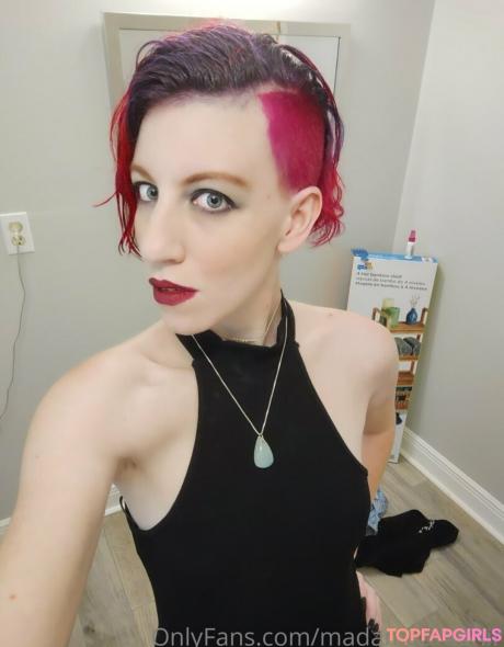 Madamedragnir nude leaked OnlyFans photo #53