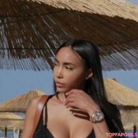 Paola nude leaked OnlyFans photo #10