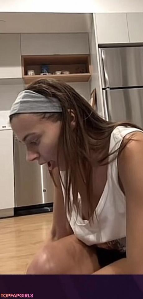 Samantha nude leaked OnlyFans photo #5