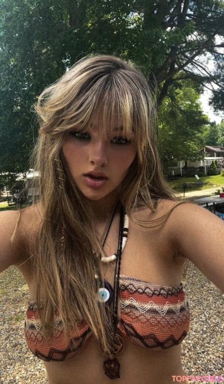 Ember nude leaked OnlyFans photo #10