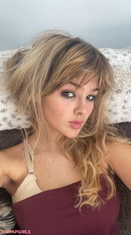 Ember nude leaked OnlyFans photo #4