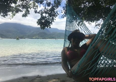 Isiscristine nude leaked OnlyFans photo #3