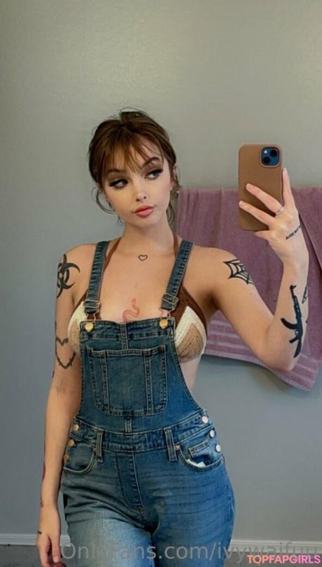 Ivywaifuu nude leaked OnlyFans photo #10