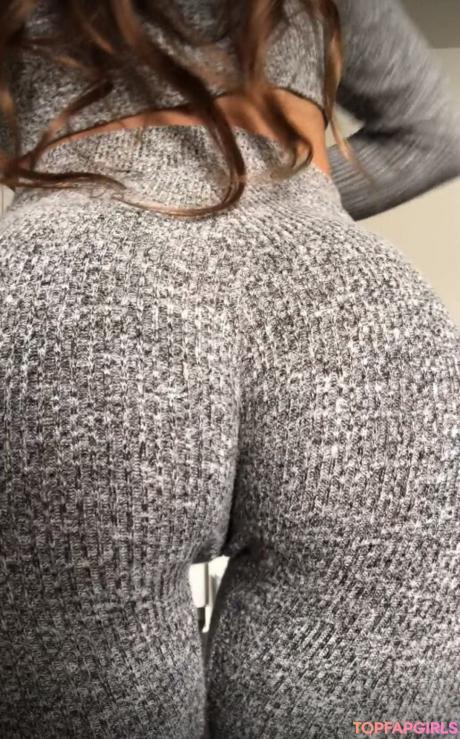Stephanie nude leaked OnlyFans photo #35