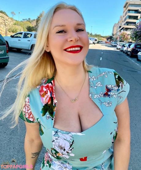Dolly nude leaked OnlyFans photo #34