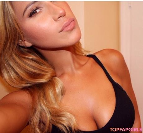 Laureen nude leaked OnlyFans photo #11