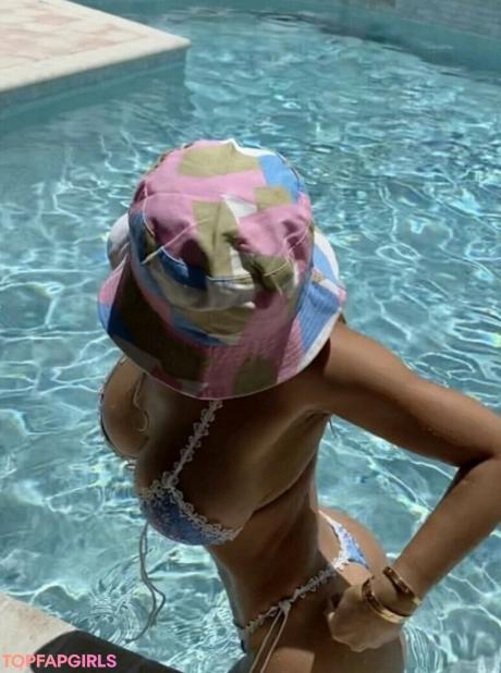 Laureen nude leaked OnlyFans photo #172