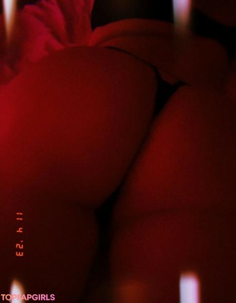 La nude leaked OnlyFans photo #560