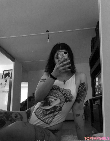 Lola_deinnn nude leaked OnlyFans photo #12