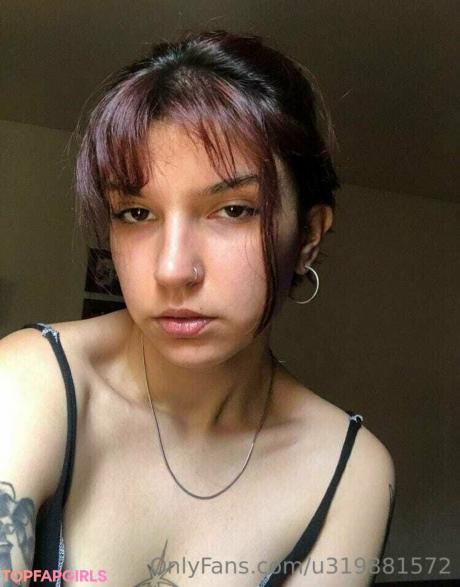 Lola_deinnn nude leaked OnlyFans photo #2