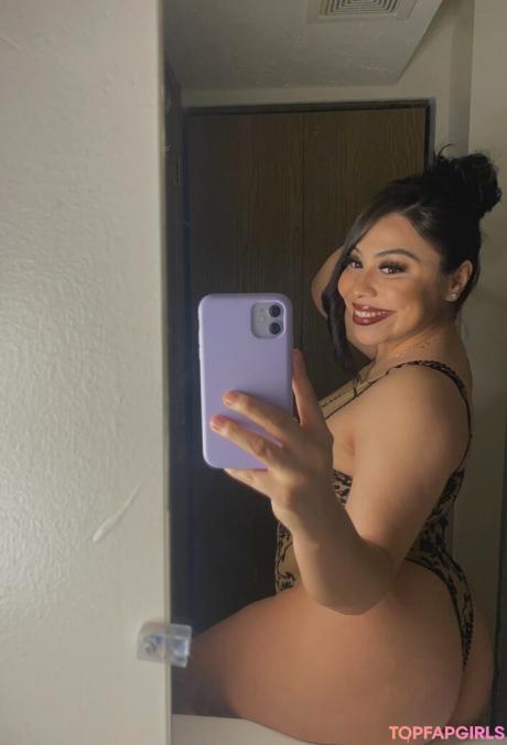 L.perez11 nude leaked OnlyFans photo #2