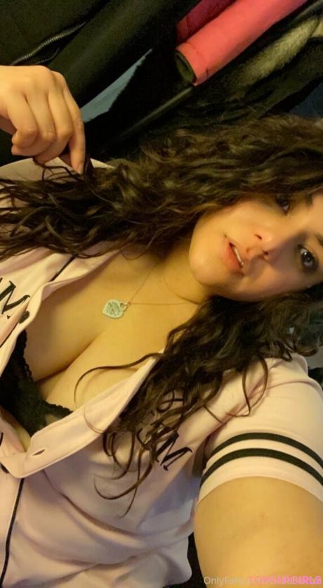 Bellabianxa nude leaked OnlyFans photo #4