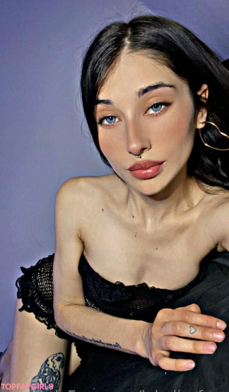 Looladiaz nude leaked OnlyFans photo #8