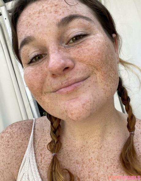 Freckled nude leaked OnlyFans photo #11