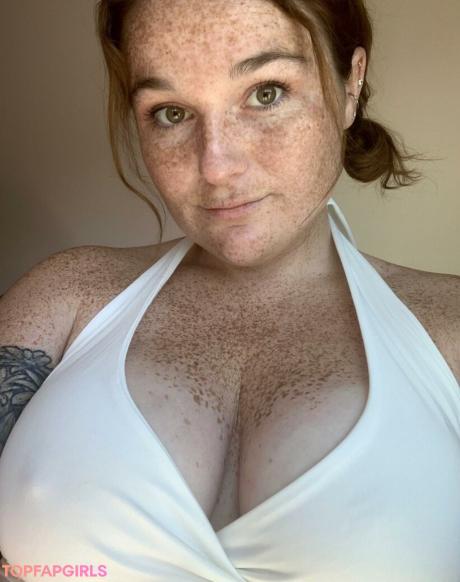 Freckled nude leaked OnlyFans photo #37