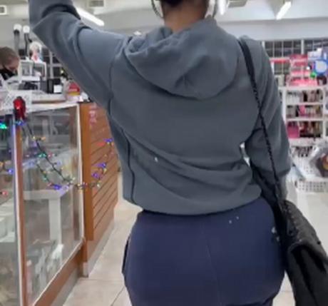 Mulan nude leaked OnlyFans photo #1