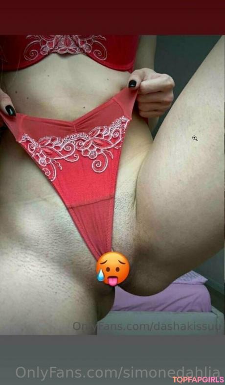 Simonedahlia nude leaked OnlyFans photo #67
