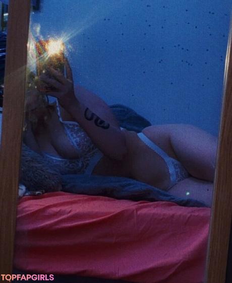 Chlomarie_1 nude leaked OnlyFans photo #8