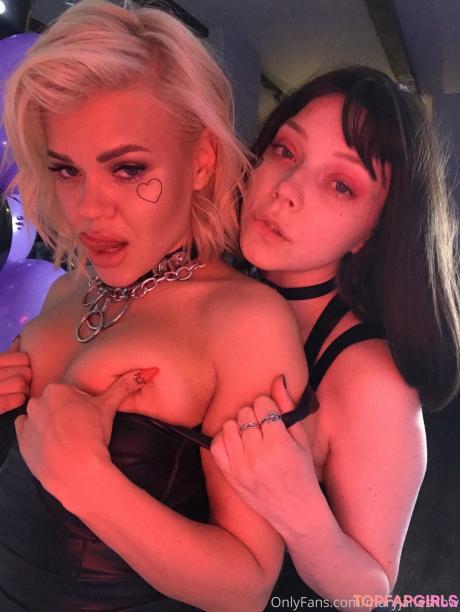 Malvinamoney nude leaked OnlyFans photo #62