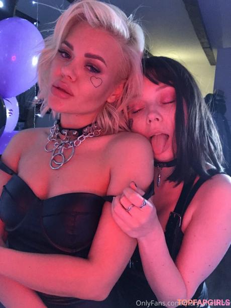 Malvinamoney nude leaked OnlyFans photo #94