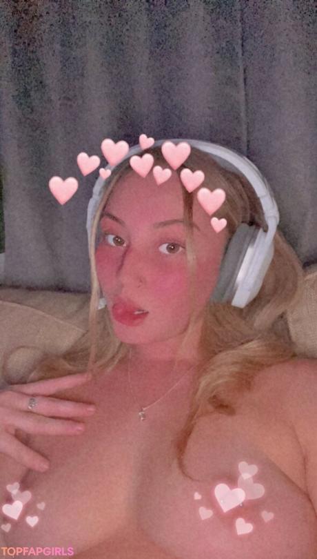 Fayofficial nude leaked OnlyFans photo #9