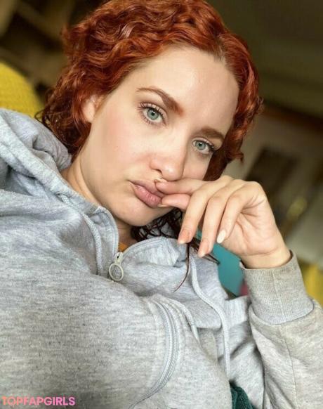 Ashleyve nude leaked OnlyFans photo #12