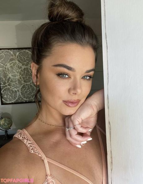 Dessiem nude leaked OnlyFans photo #1