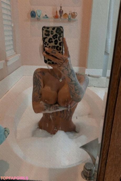 Harley nude leaked OnlyFans photo #3