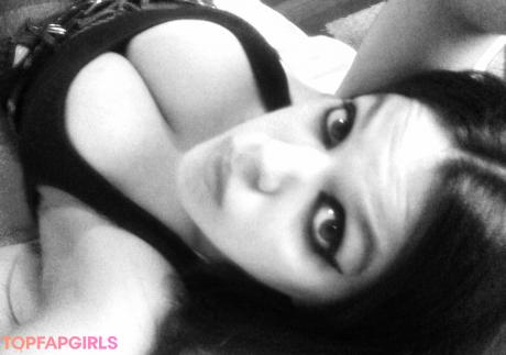 Sabrina nude leaked OnlyFans photo #73