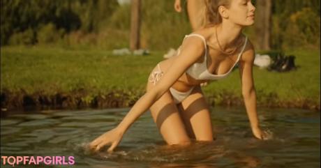 Wiktoria nude leaked OnlyFans photo #15