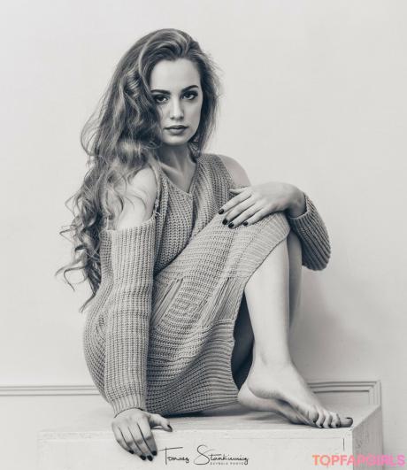 Wiktoria nude leaked OnlyFans photo #40